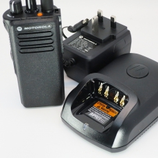 Motorola 數碼機 藍牙 數據GPS IP57防水性能  對講機 UHF
